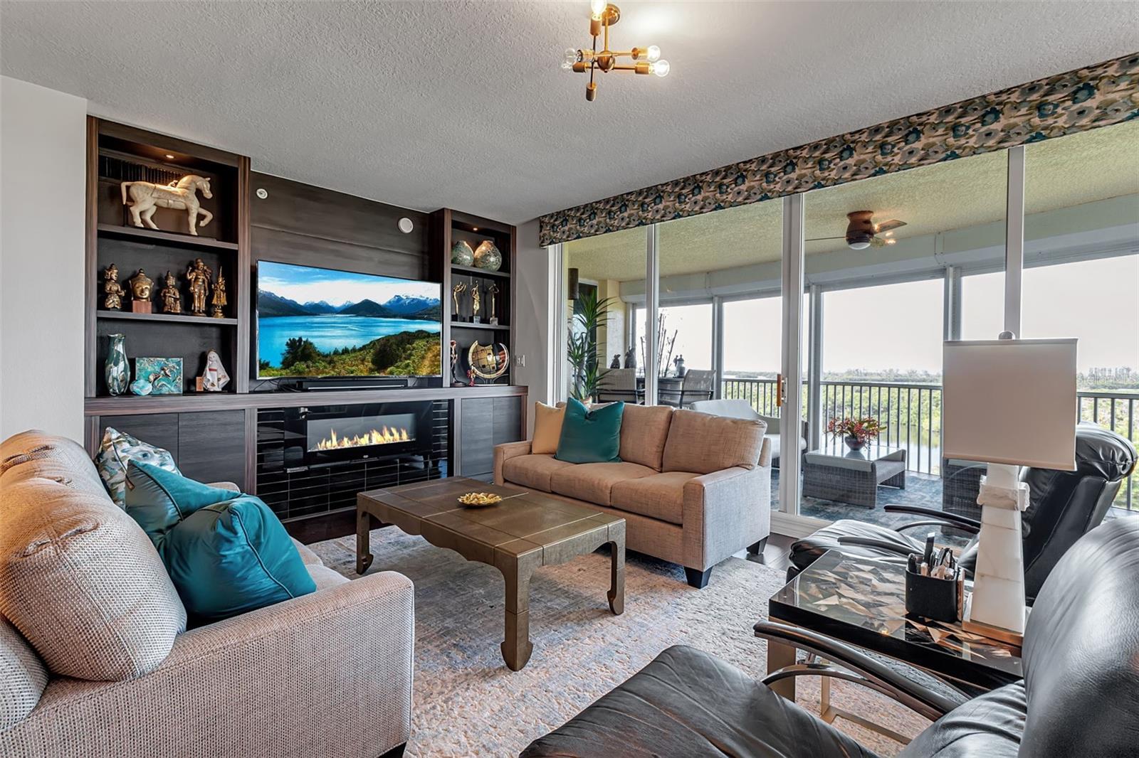 Image 28 of 96 For 385 Point Road 704