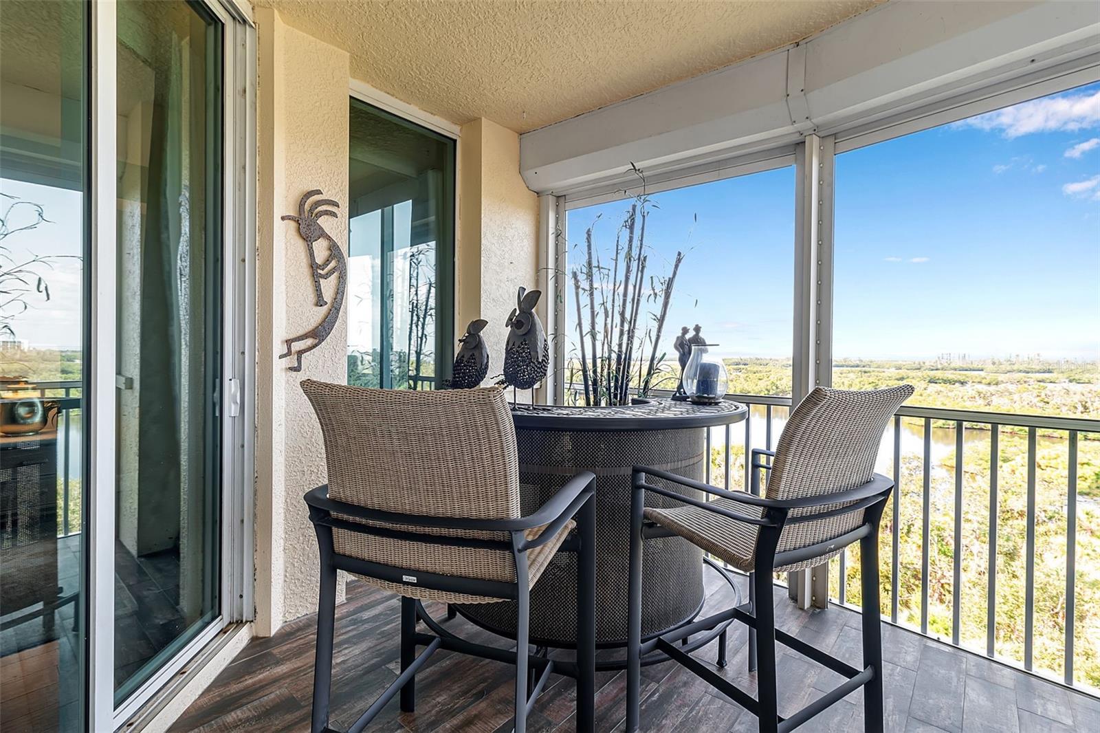 Image 39 of 96 For 385 Point Road 704