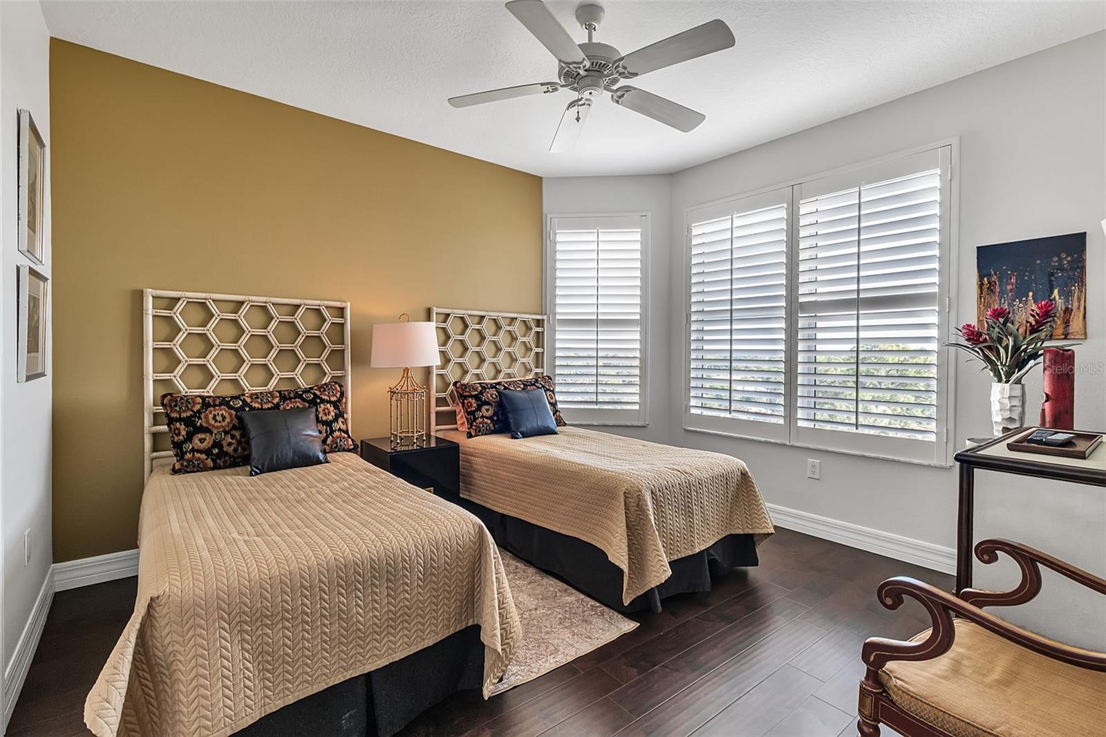 Image 48 of 96 For 385 Point Road 704