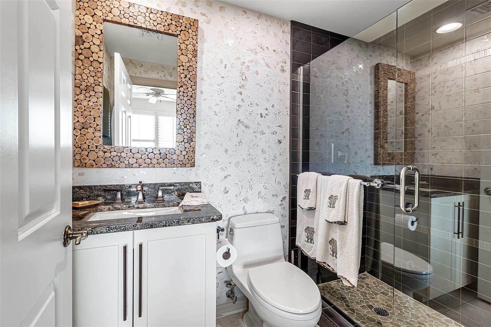 Image 50 of 96 For 385 Point Road 704