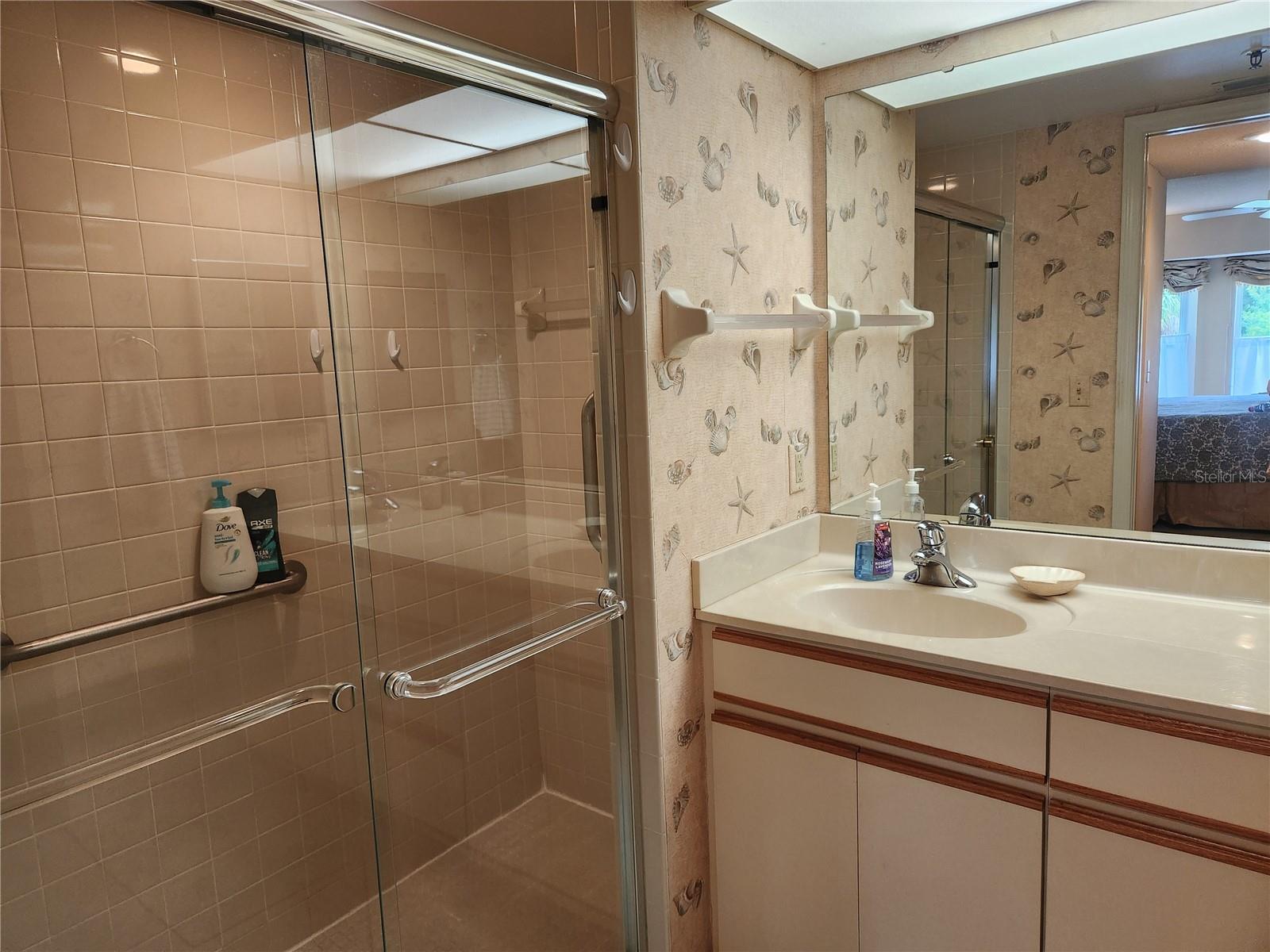 Image 18 of 43 For 6713 Stone River Road 104