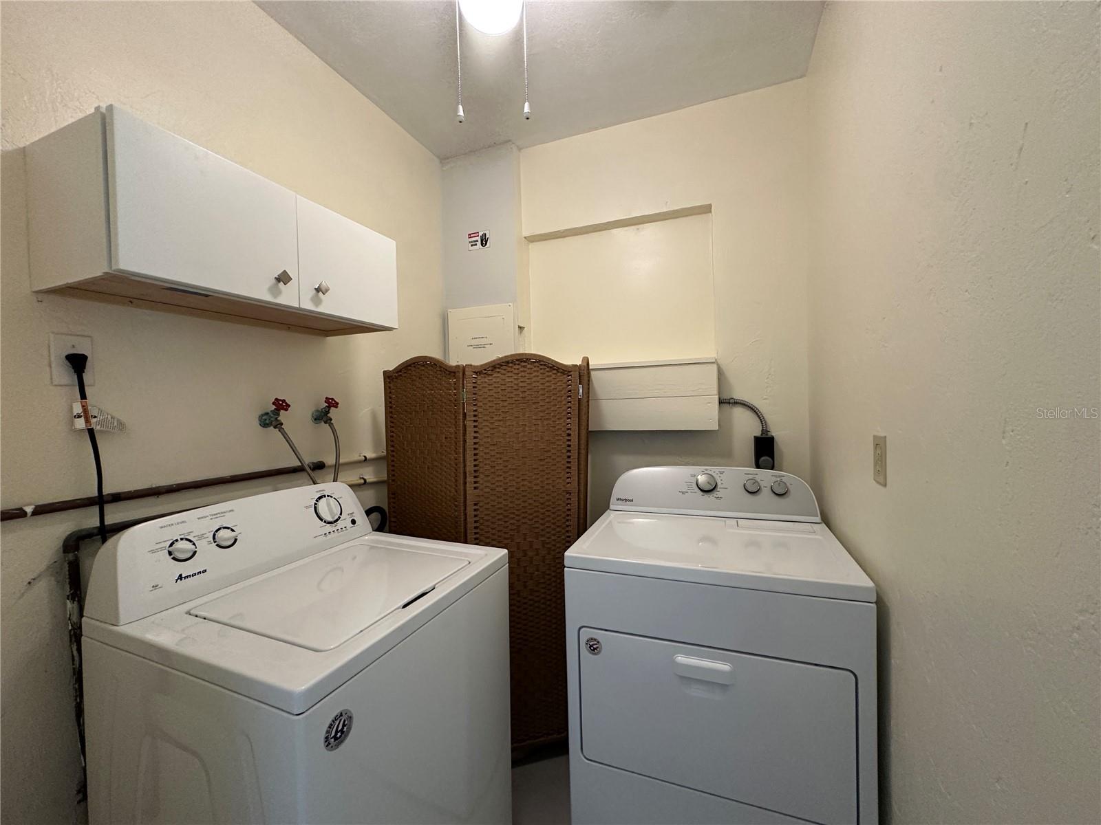 Image 10 of 37 For 2275 Hawthorne Street