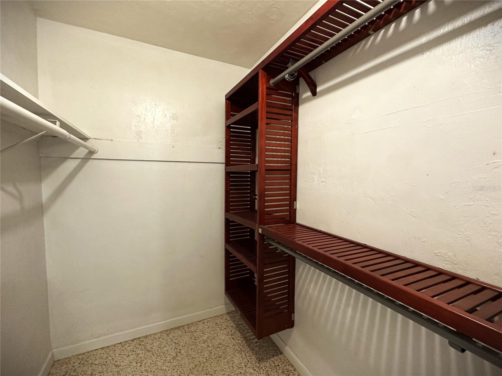 Image 22 of 37 For 2275 Hawthorne Street