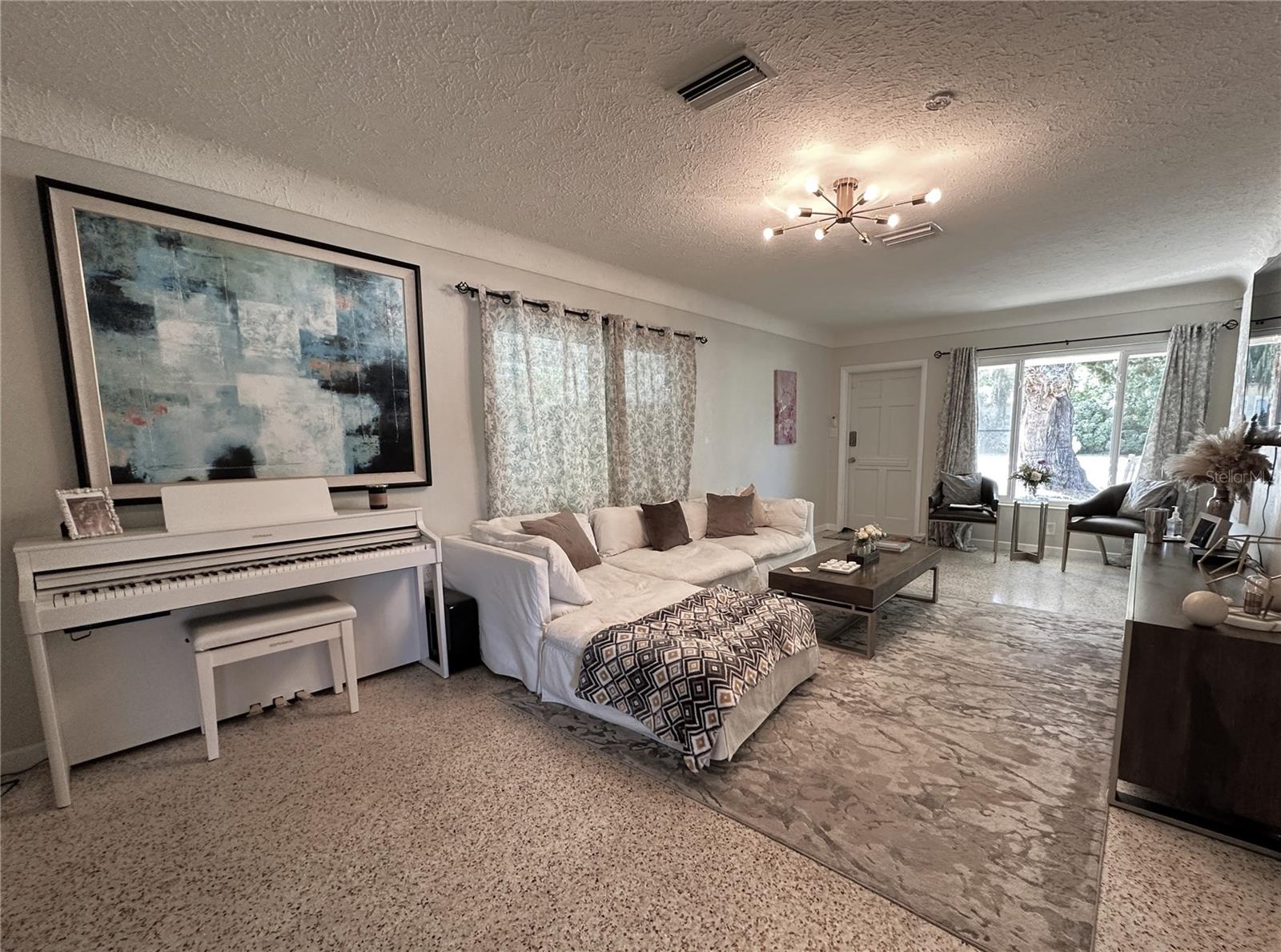 Image 37 of 37 For 2275 Hawthorne Street