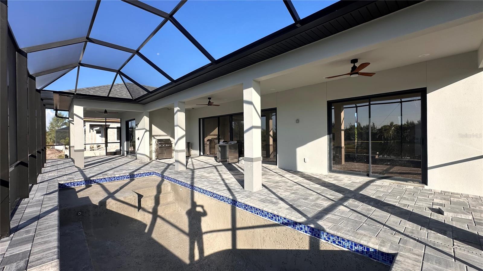 Image 3 of 17 For 10438 Atenia Street