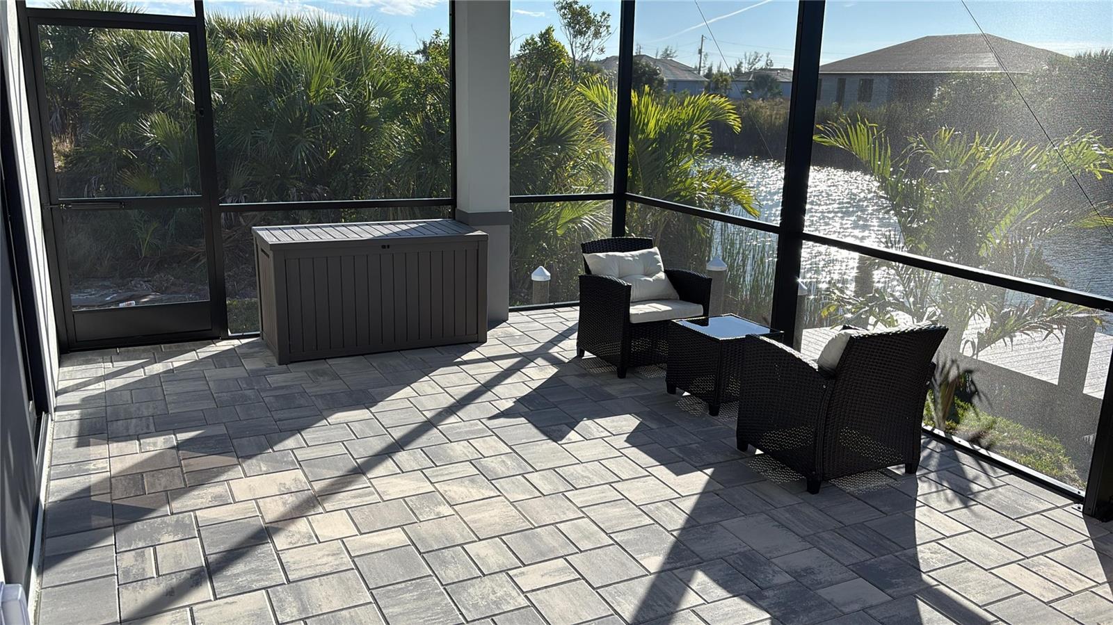 Image 31 of 40 For 10438 Atenia Street