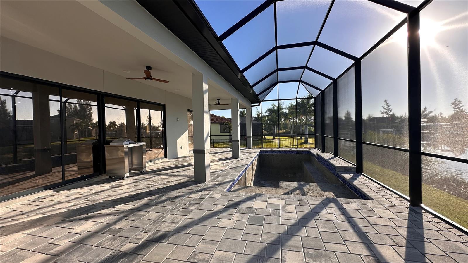 Image 4 of 17 For 10438 Atenia Street