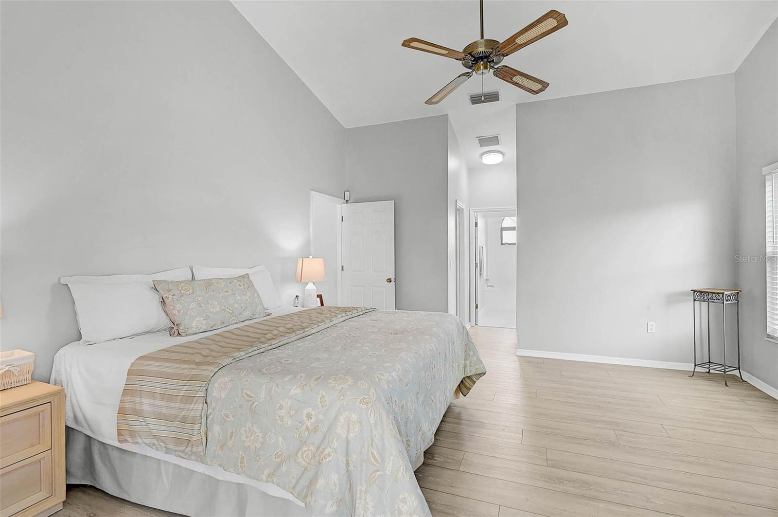 Image 14 of 37 For 4312 Pro Am Avenue E