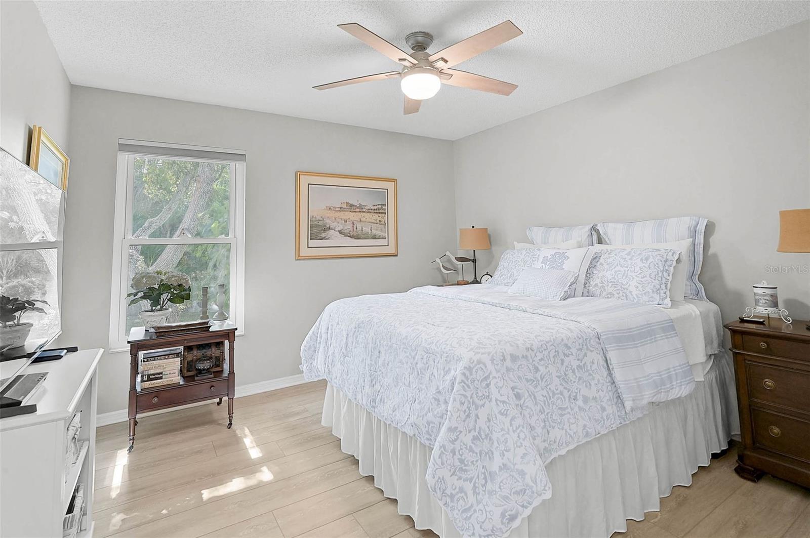 Image 17 of 37 For 4312 Pro Am Avenue E