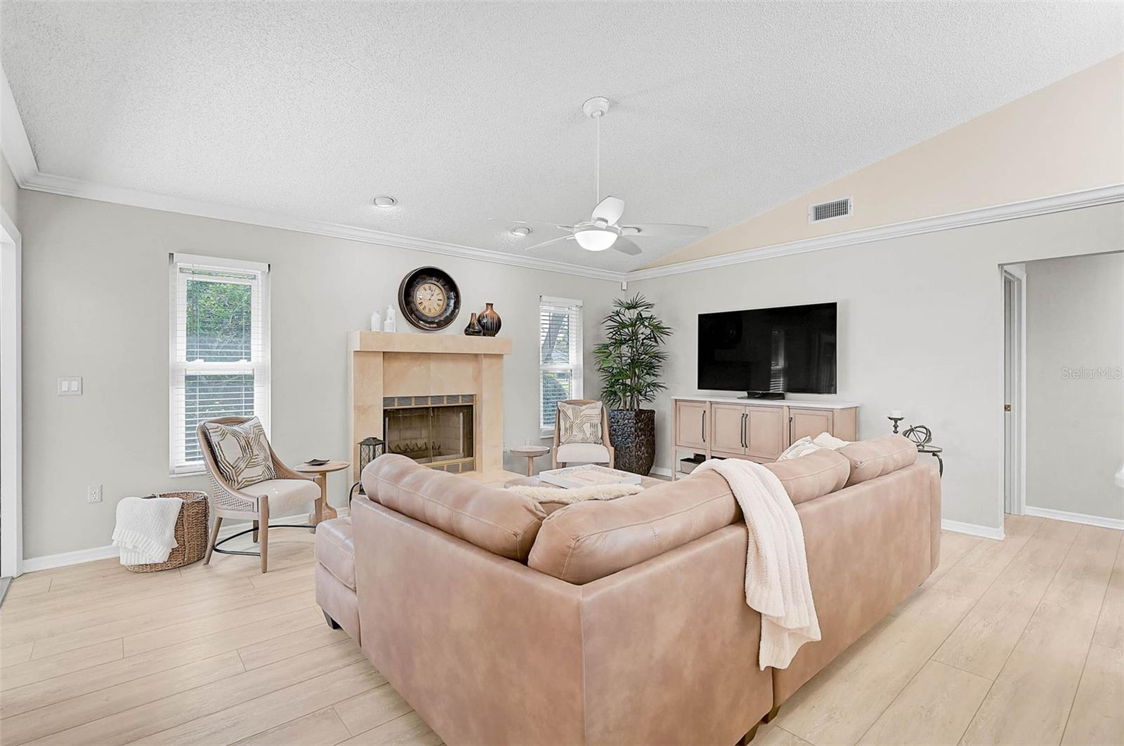 Image 27 of 37 For 4312 Pro Am Avenue E