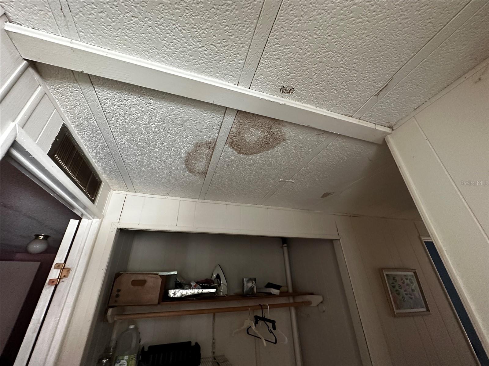 Image 20 of 34 For 361 Tampico Drive