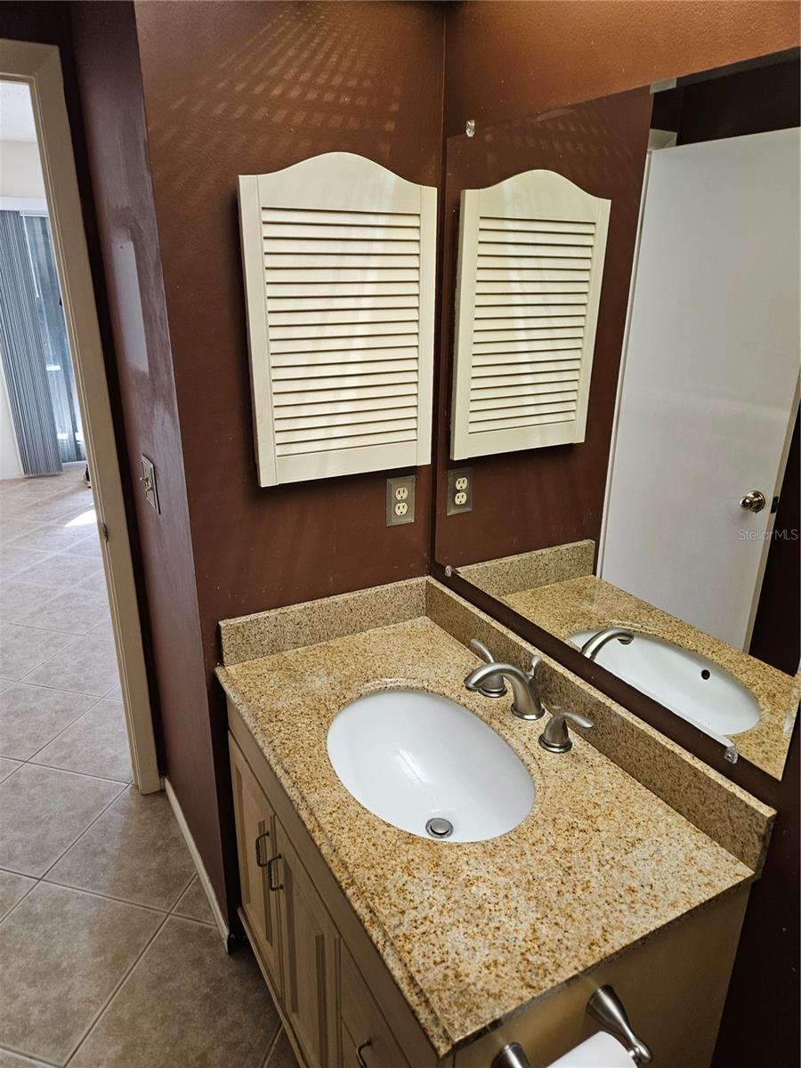 Image 13 of 30 For 4073 Center Pointe Place