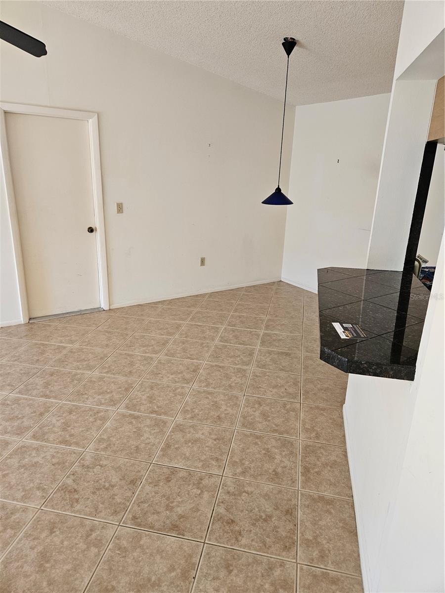 Image 16 of 30 For 4073 Center Pointe Place