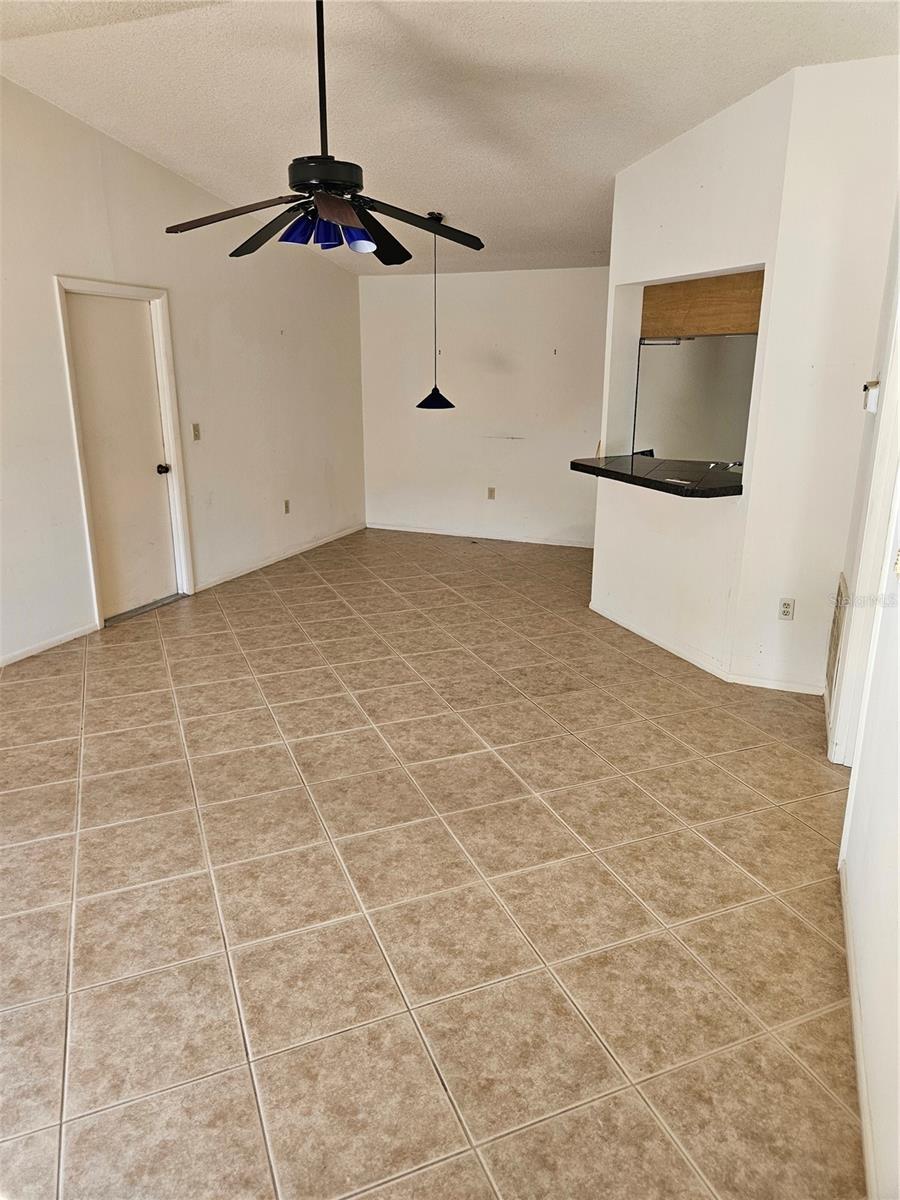 Image 18 of 30 For 4073 Center Pointe Place