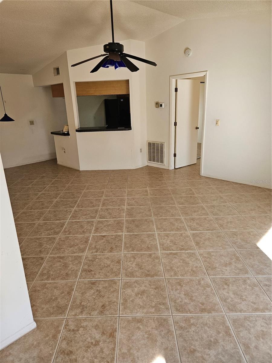 Image 24 of 30 For 4073 Center Pointe Place