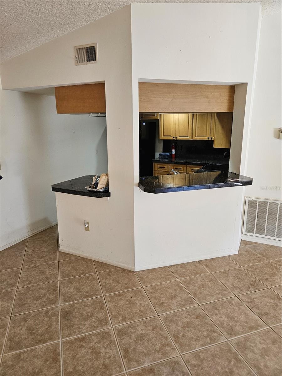 Image 6 of 30 For 4073 Center Pointe Place