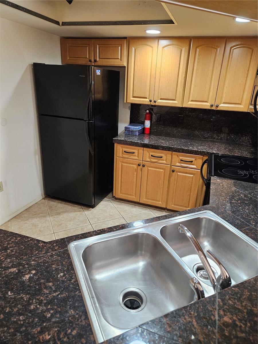 Image 9 of 30 For 4073 Center Pointe Place