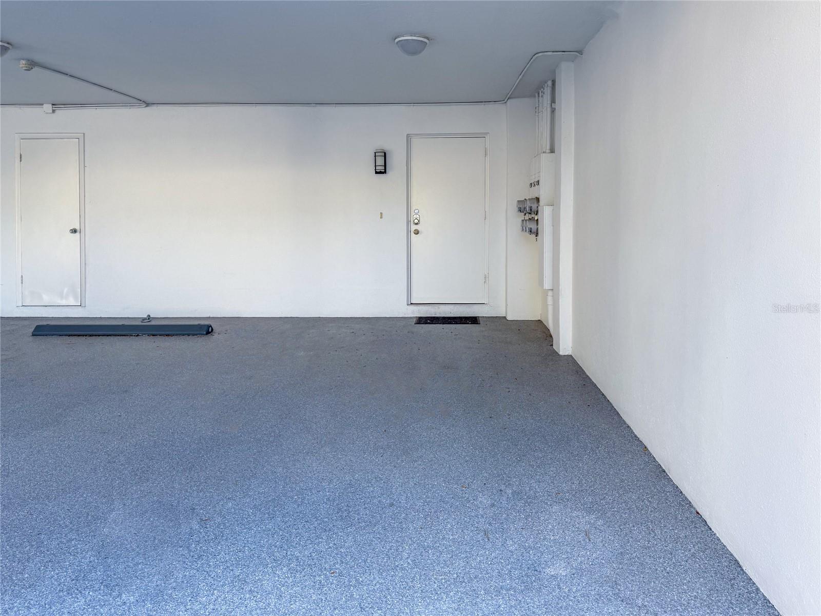 Image 32 of 42 For 400 Golden Gate Point 11