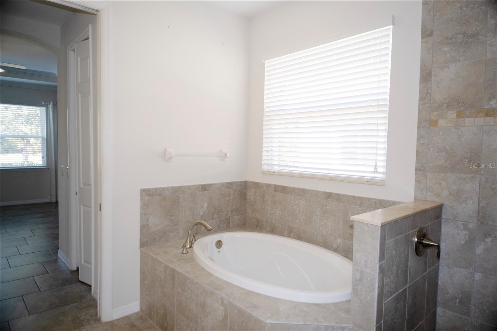 Image 22 of 40 For 11490 Blackfin Street