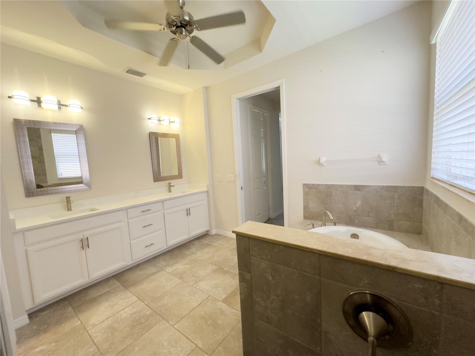 Image 23 of 40 For 11490 Blackfin Street