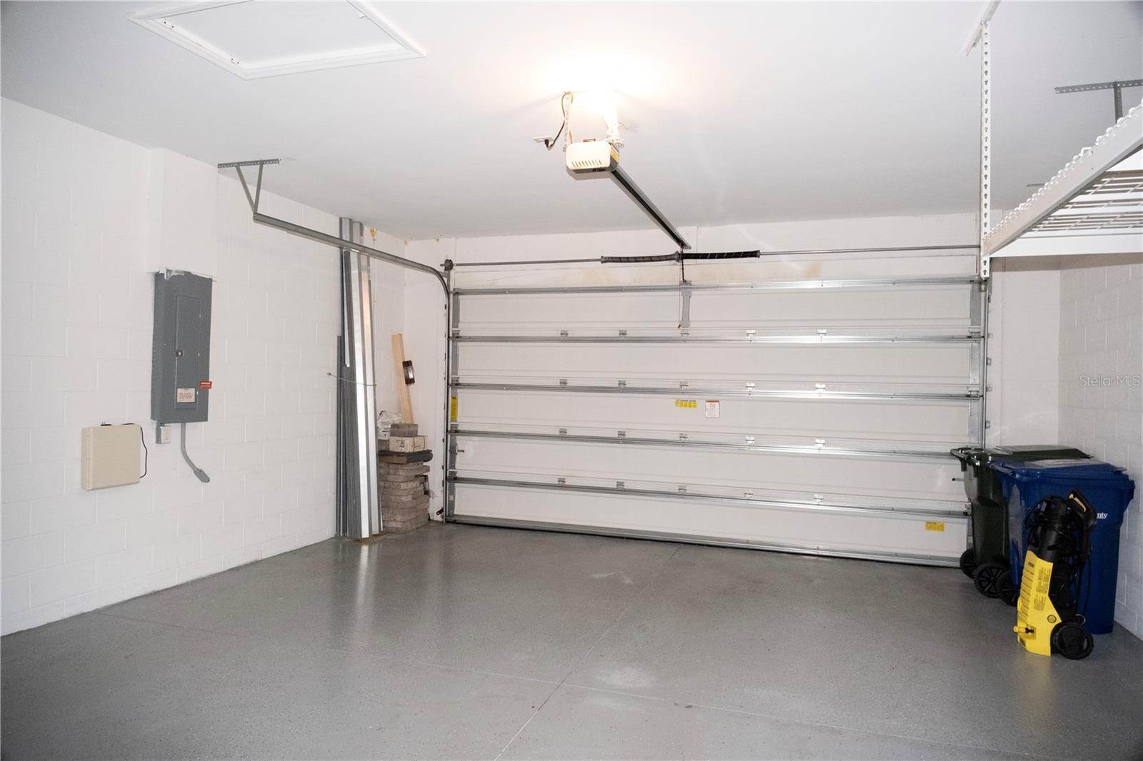 Image 32 of 40 For 11490 Blackfin Street