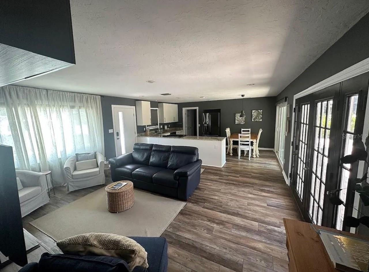 Image 19 of 32 For 2126 Craft Lane