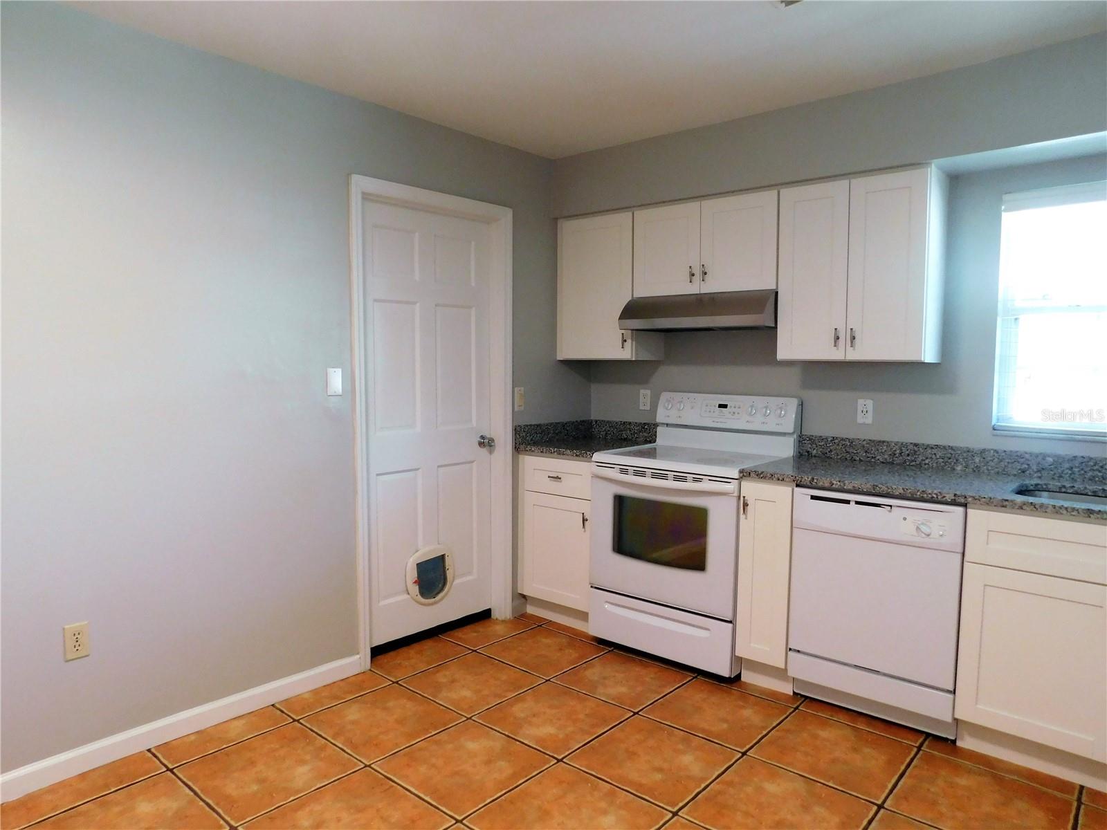 Image 17 of 33 For 508 65th Avenue W