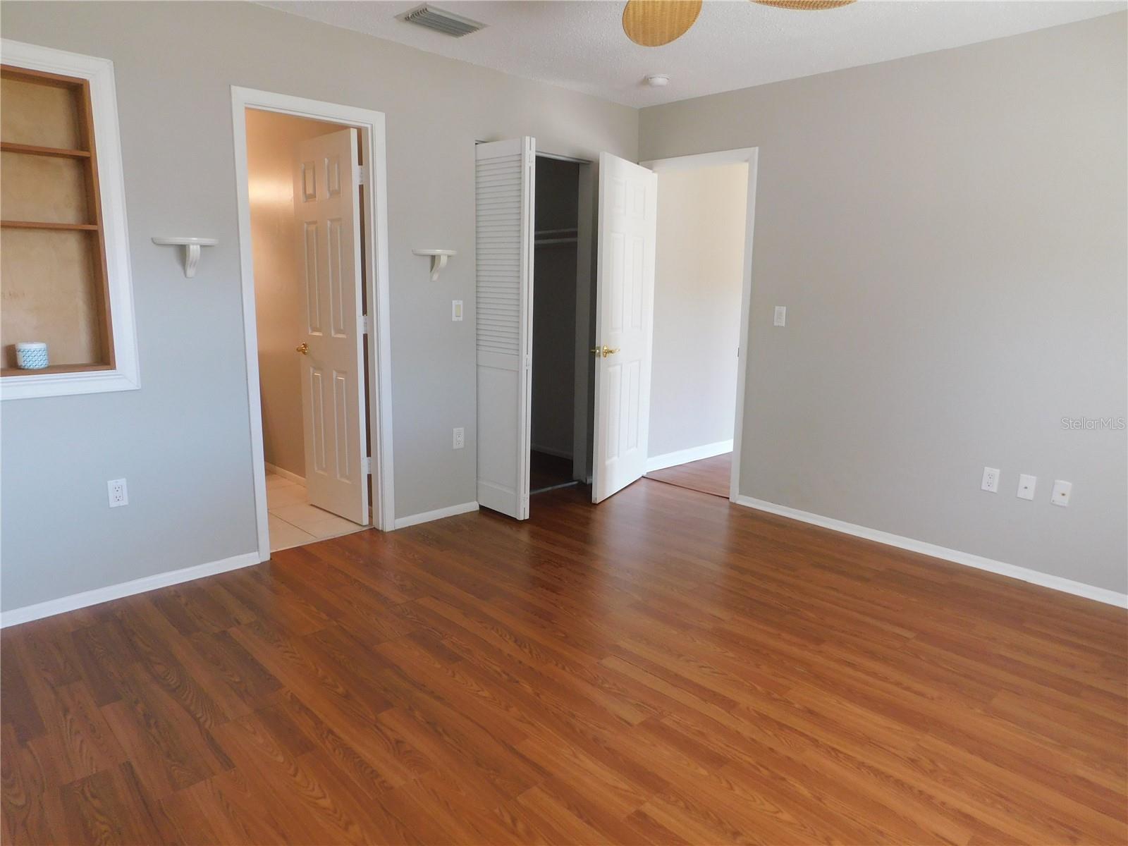 Image 9 of 33 For 508 65th Avenue W