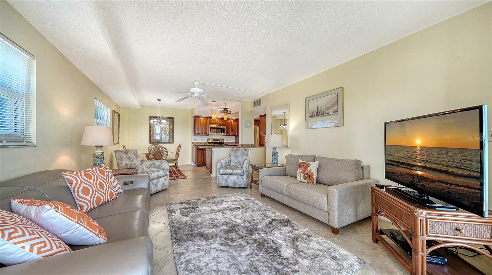 Image 15 of 45 For 2721 Gulf Of Mexico Drive 408