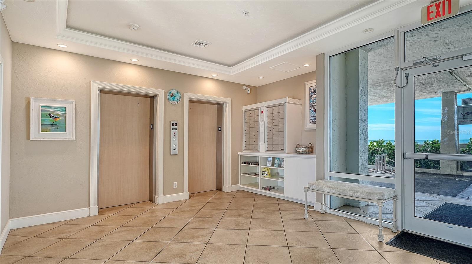 Image 31 of 45 For 2721 Gulf Of Mexico Drive 408