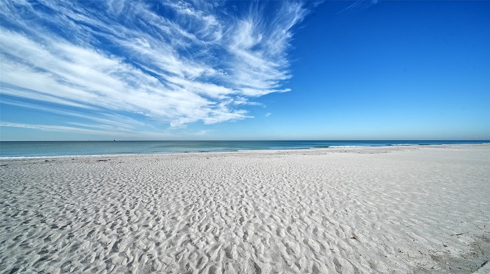 Image 41 of 45 For 2721 Gulf Of Mexico Drive 408