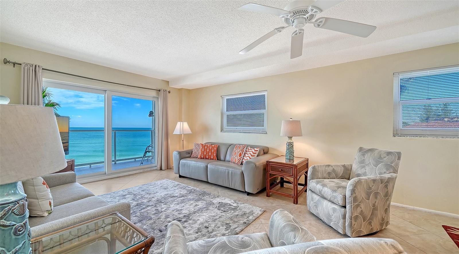 Image 5 of 45 For 2721 Gulf Of Mexico Drive 408