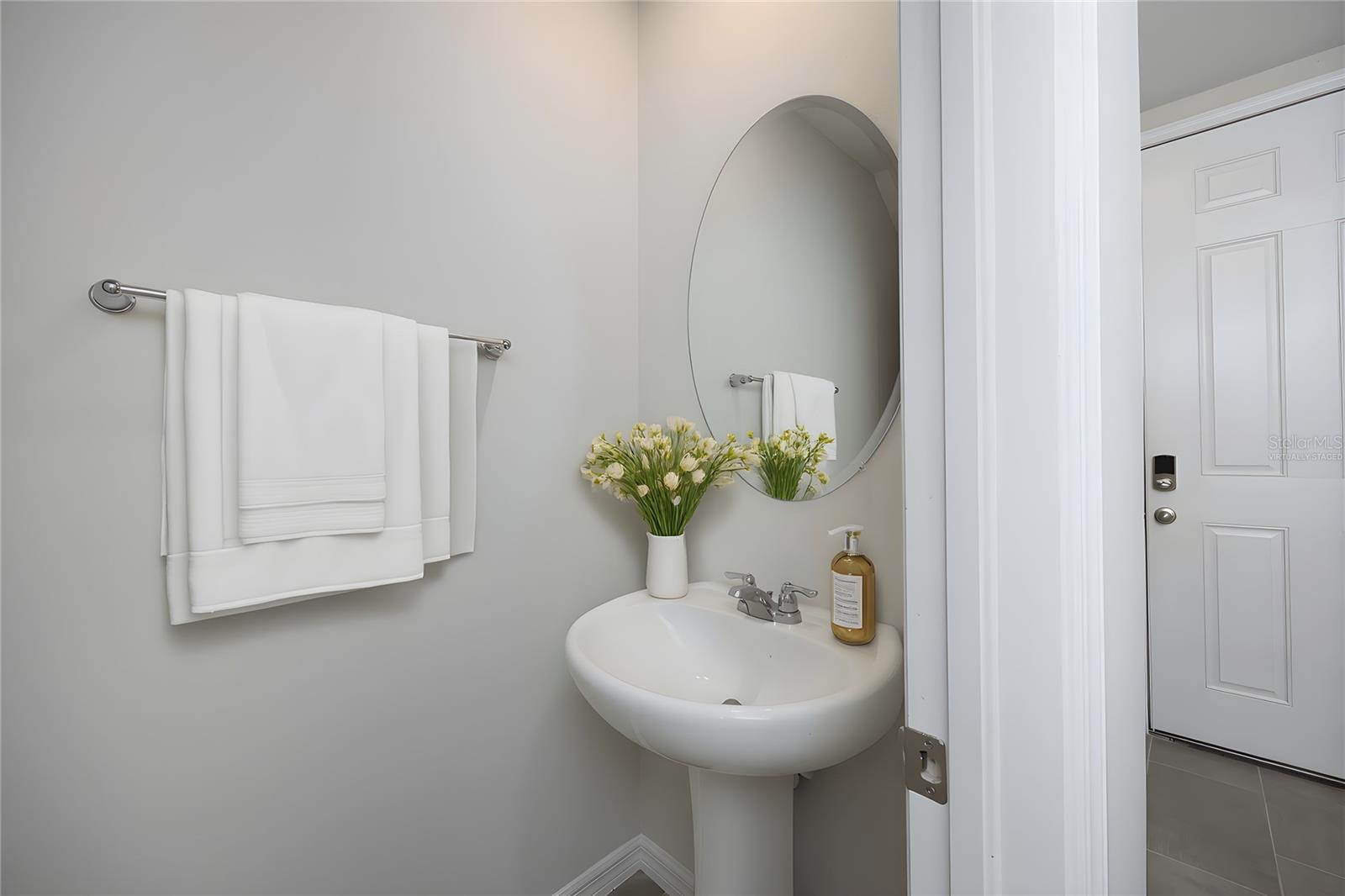 Image 16 of 31 For 17147 Blowfish Drive