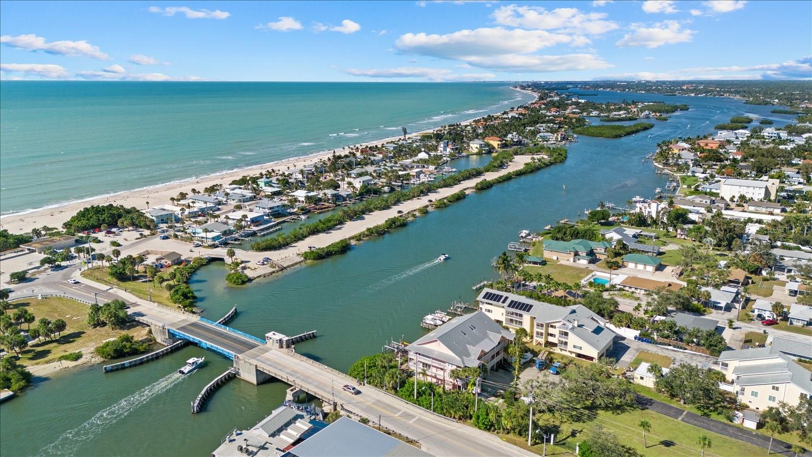 Image 21 of 31 For 17147 Blowfish Drive