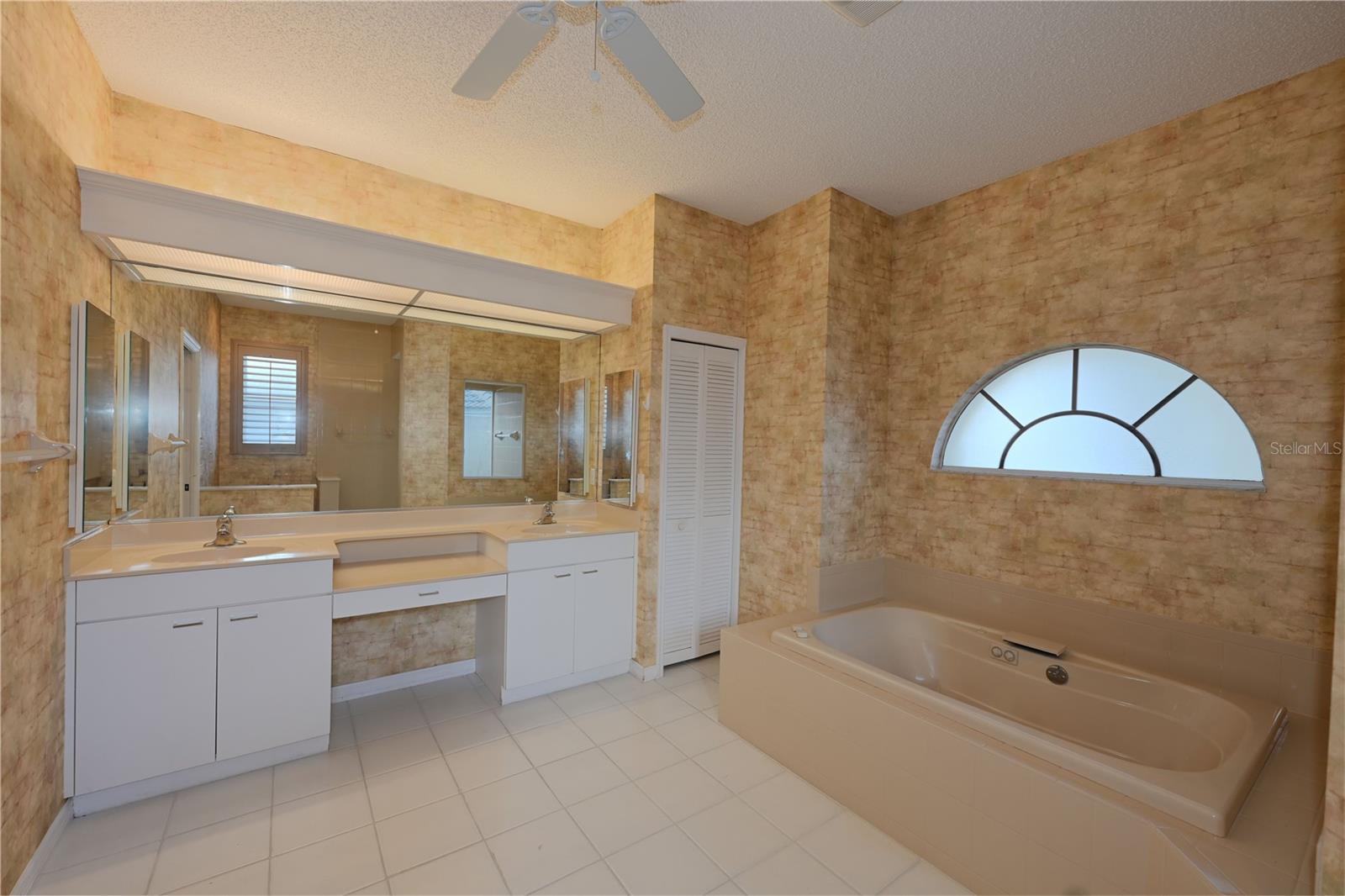 Image 21 of 31 For 4148 Hearthstone Drive