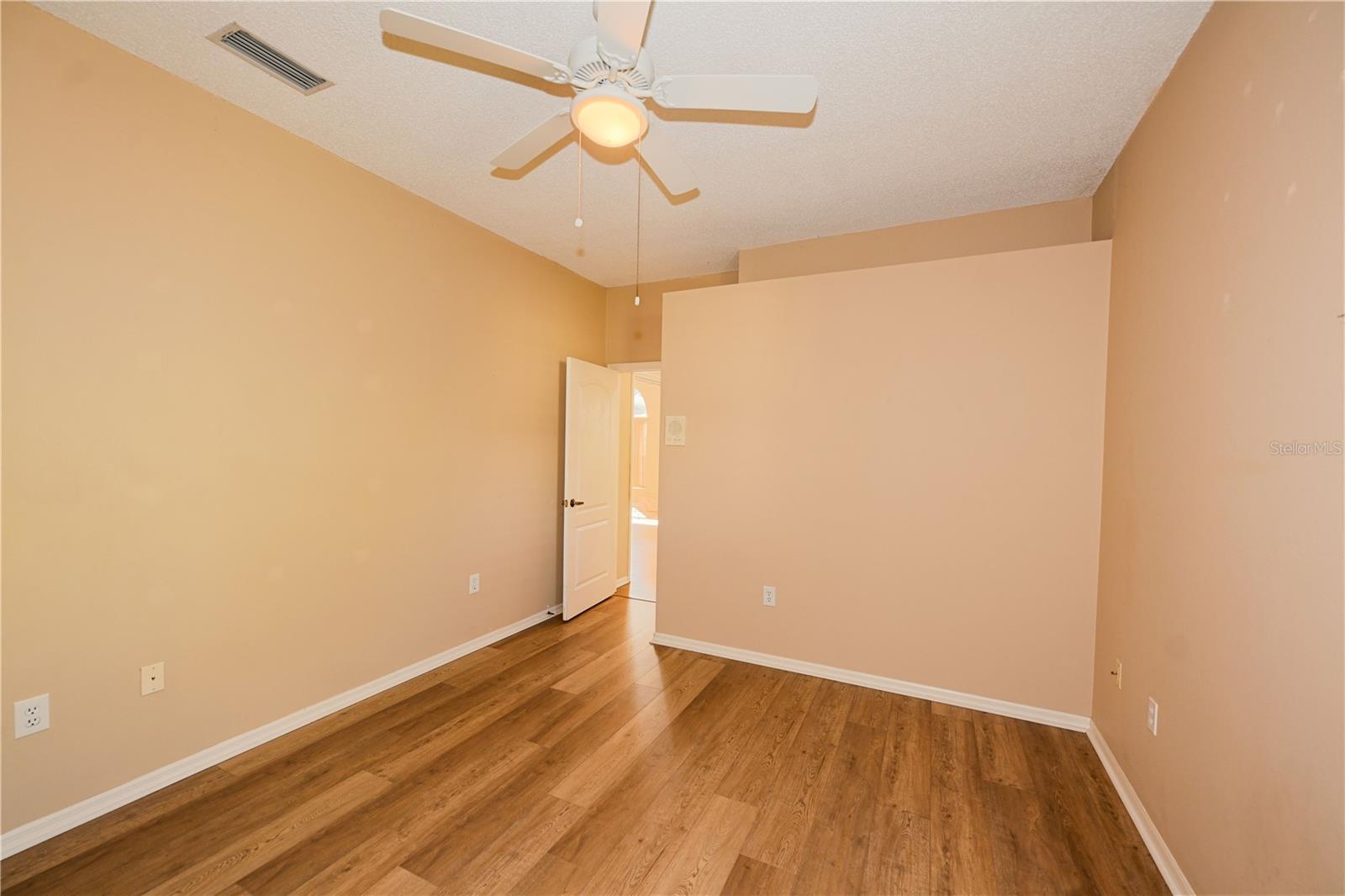 Image 26 of 31 For 4148 Hearthstone Drive