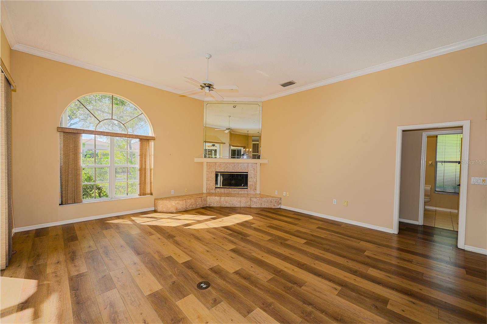 Image 7 of 31 For 4148 Hearthstone Drive