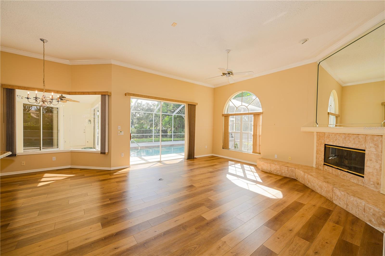 Image 9 of 31 For 4148 Hearthstone Drive