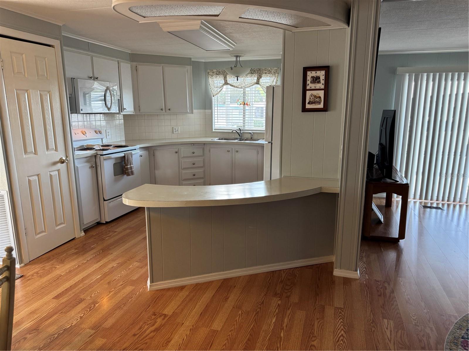 Image 8 of 25 For 9 Lafitte Drive