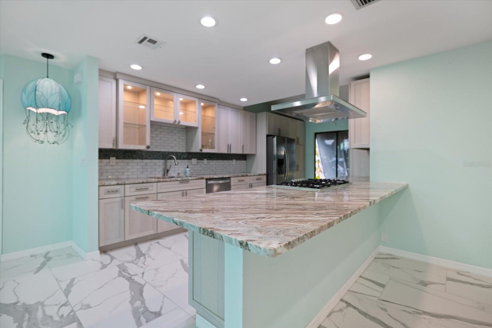 Image 13 of 66 For 238 Lookout Point Drive