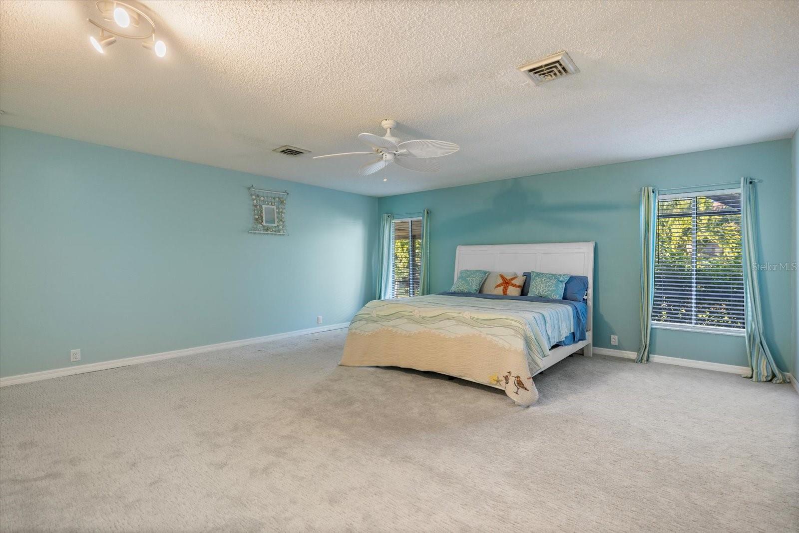 Image 15 of 66 For 238 Lookout Point Drive