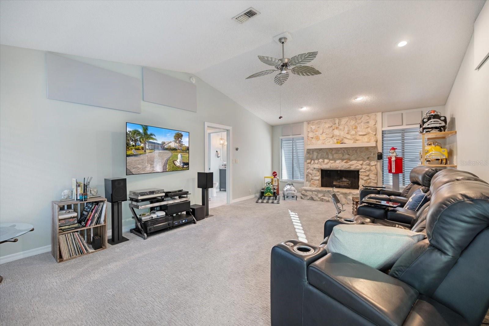 Image 23 of 66 For 238 Lookout Point Drive