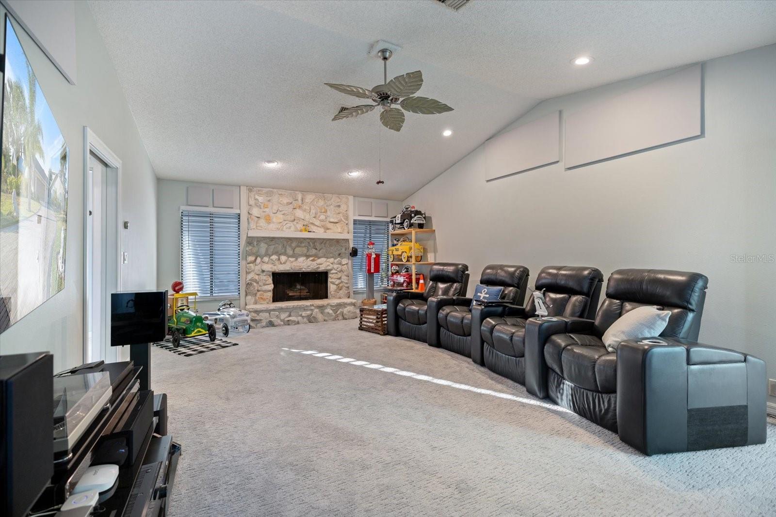 Image 26 of 66 For 238 Lookout Point Drive