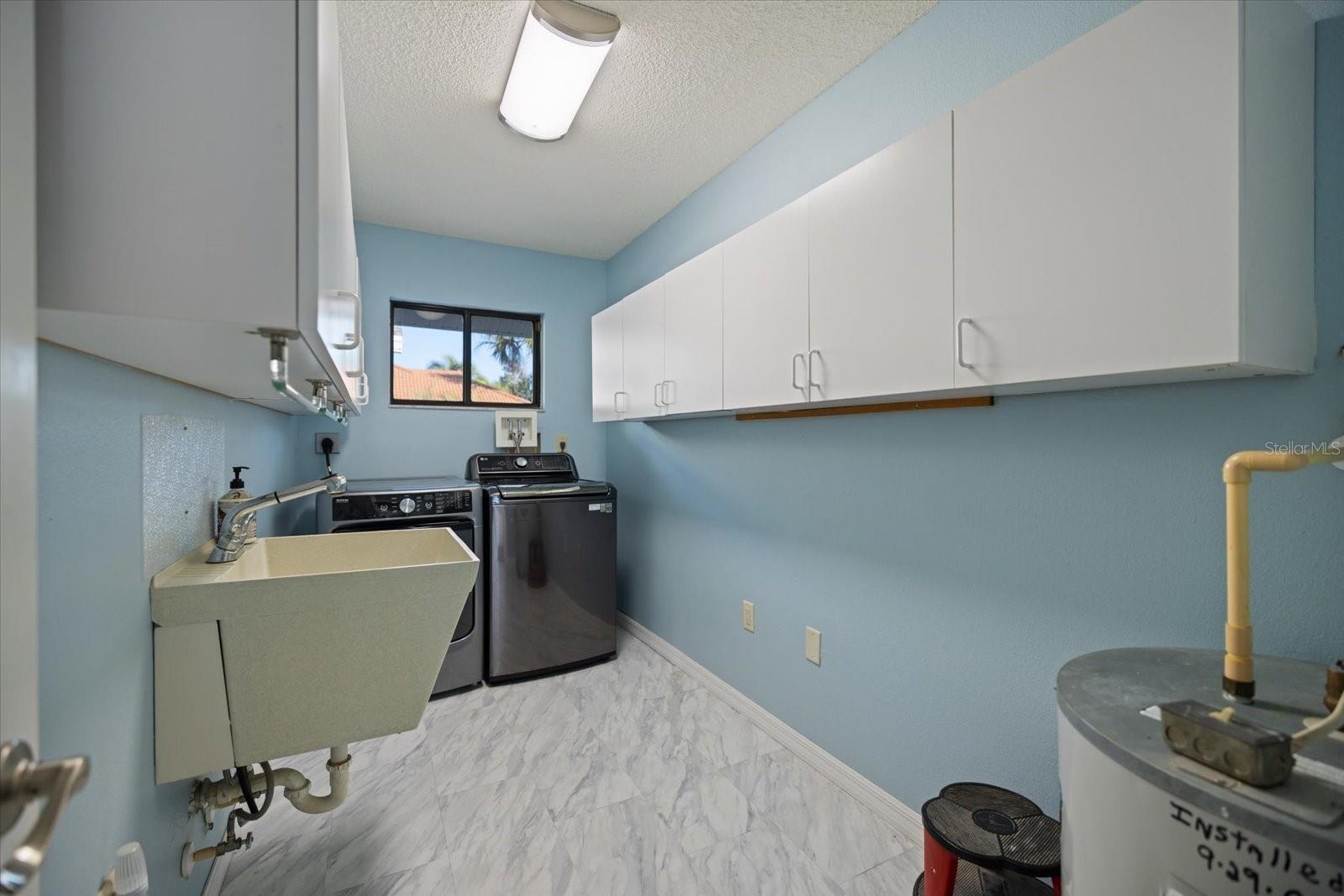 Image 28 of 66 For 238 Lookout Point Drive