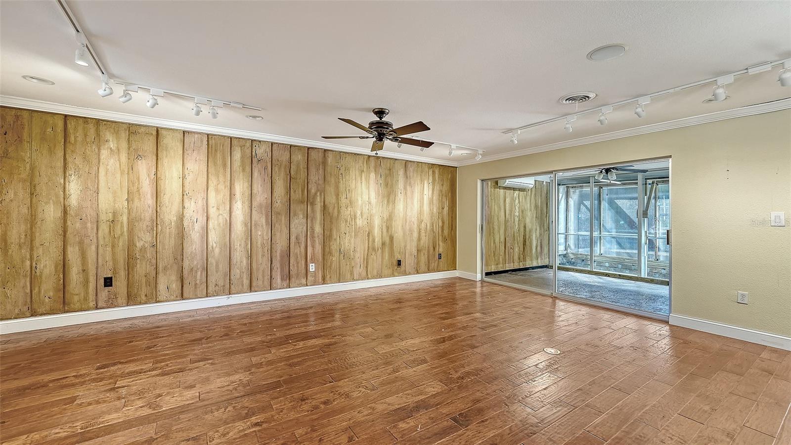 Image 10 of 34 For 338 Bird Key Drive