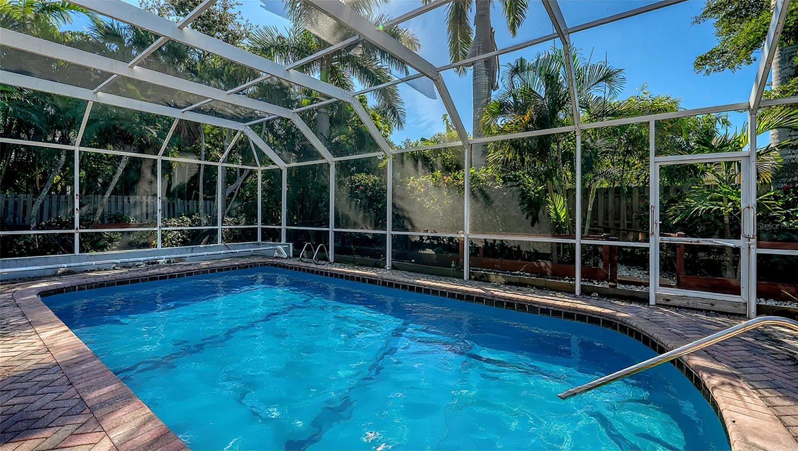 Image 28 of 34 For 338 Bird Key Drive