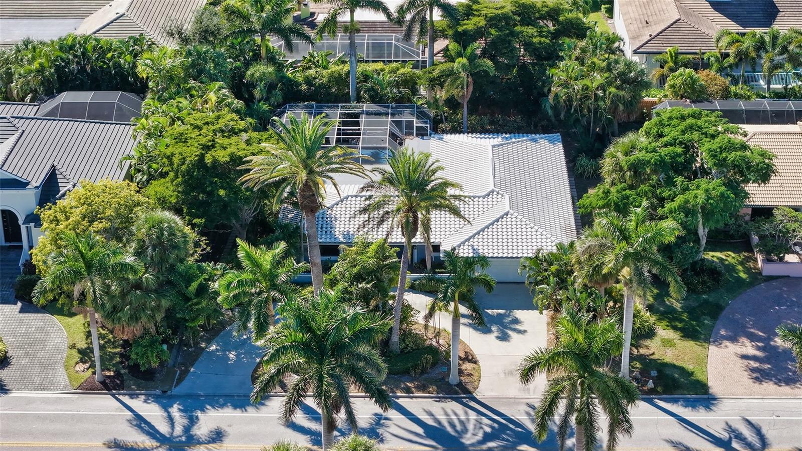 Image 6 of 34 For 338 Bird Key Drive