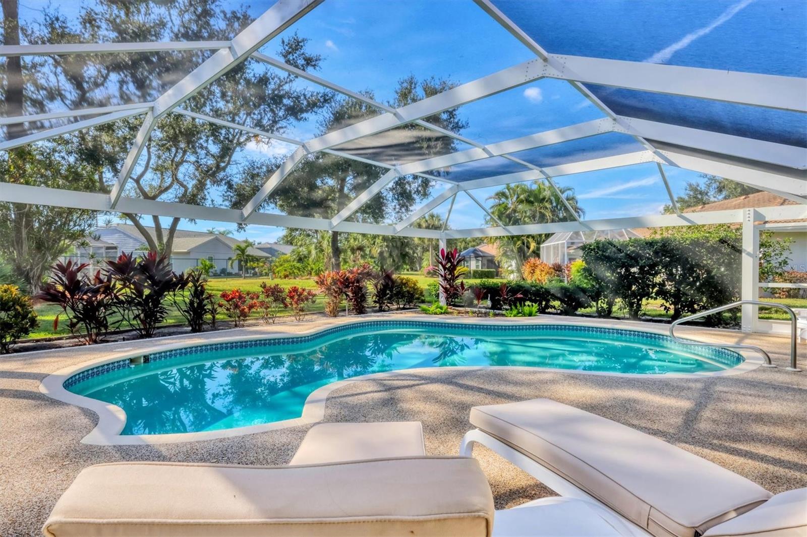 Image 26 of 50 For 5908 Garden Lakes Majestic