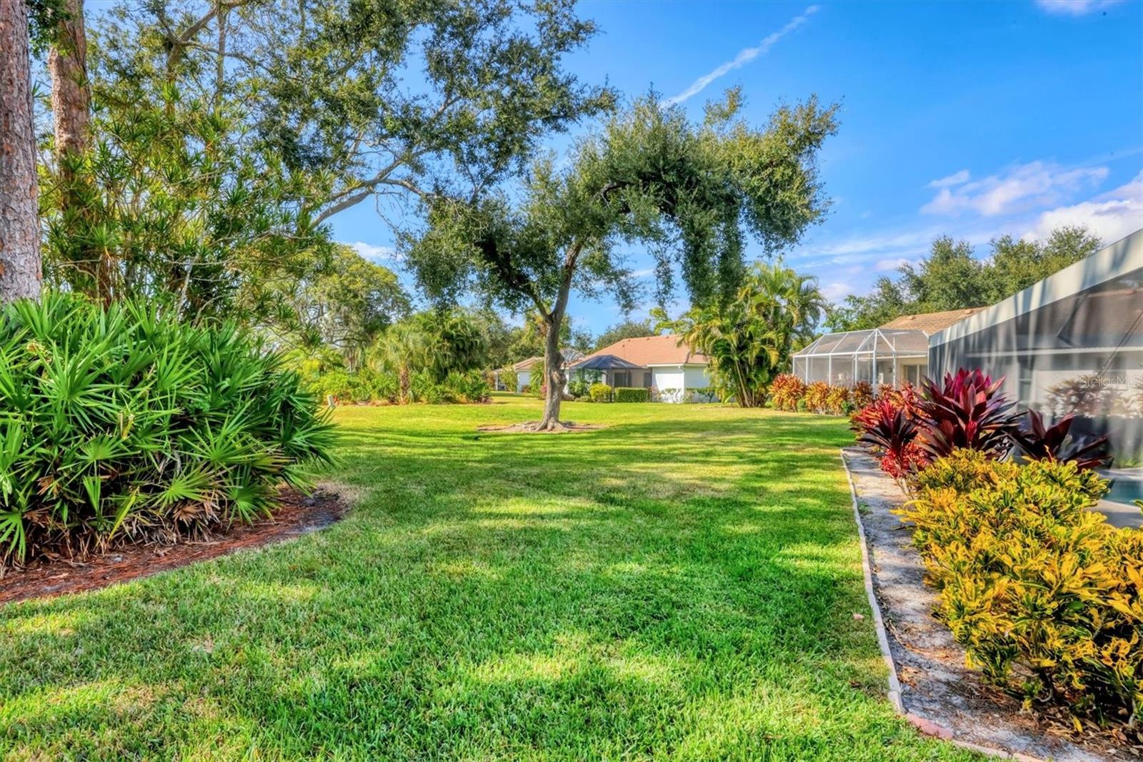 Image 32 of 50 For 5908 Garden Lakes Majestic