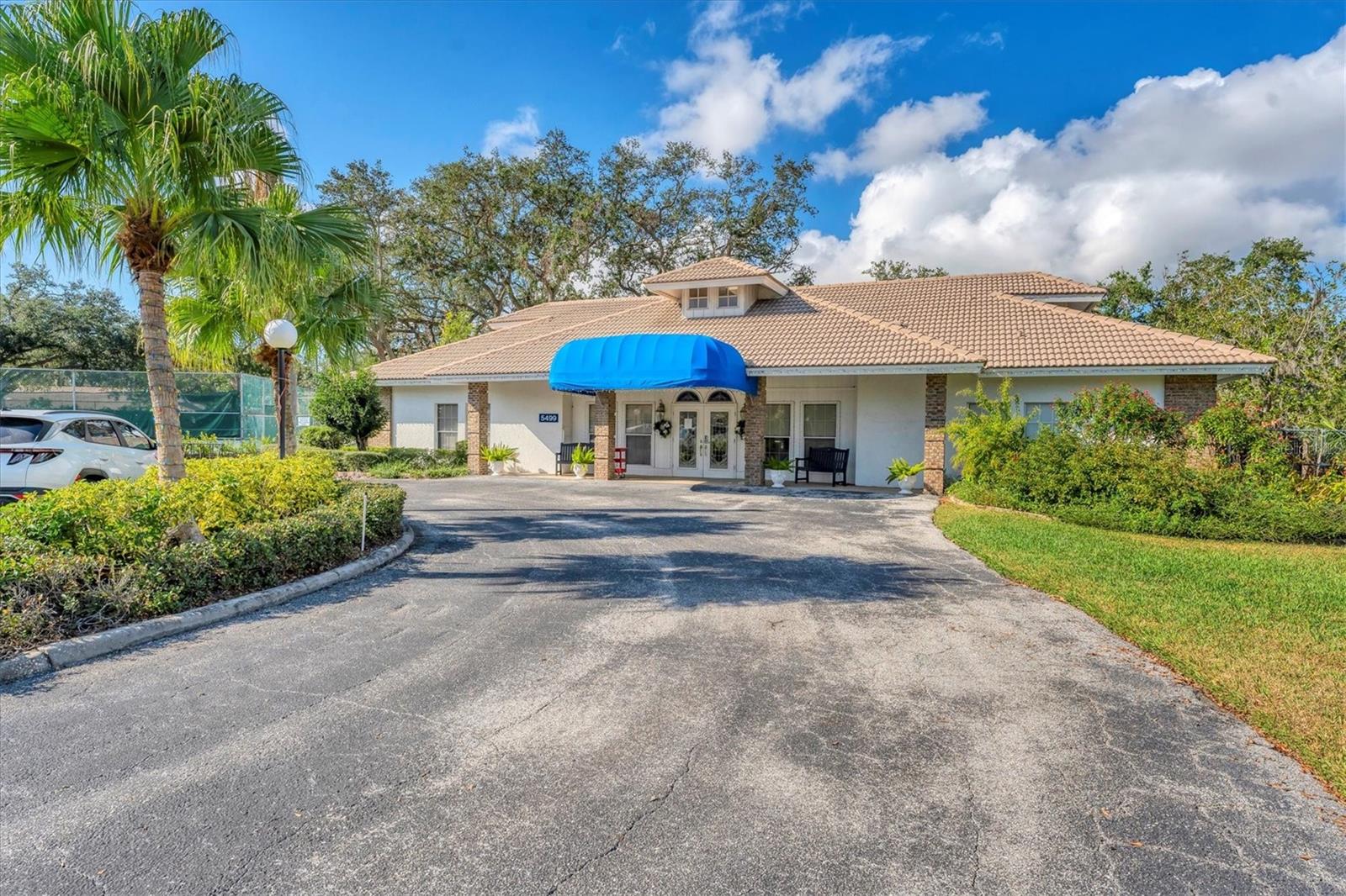 Image 35 of 50 For 5908 Garden Lakes Majestic